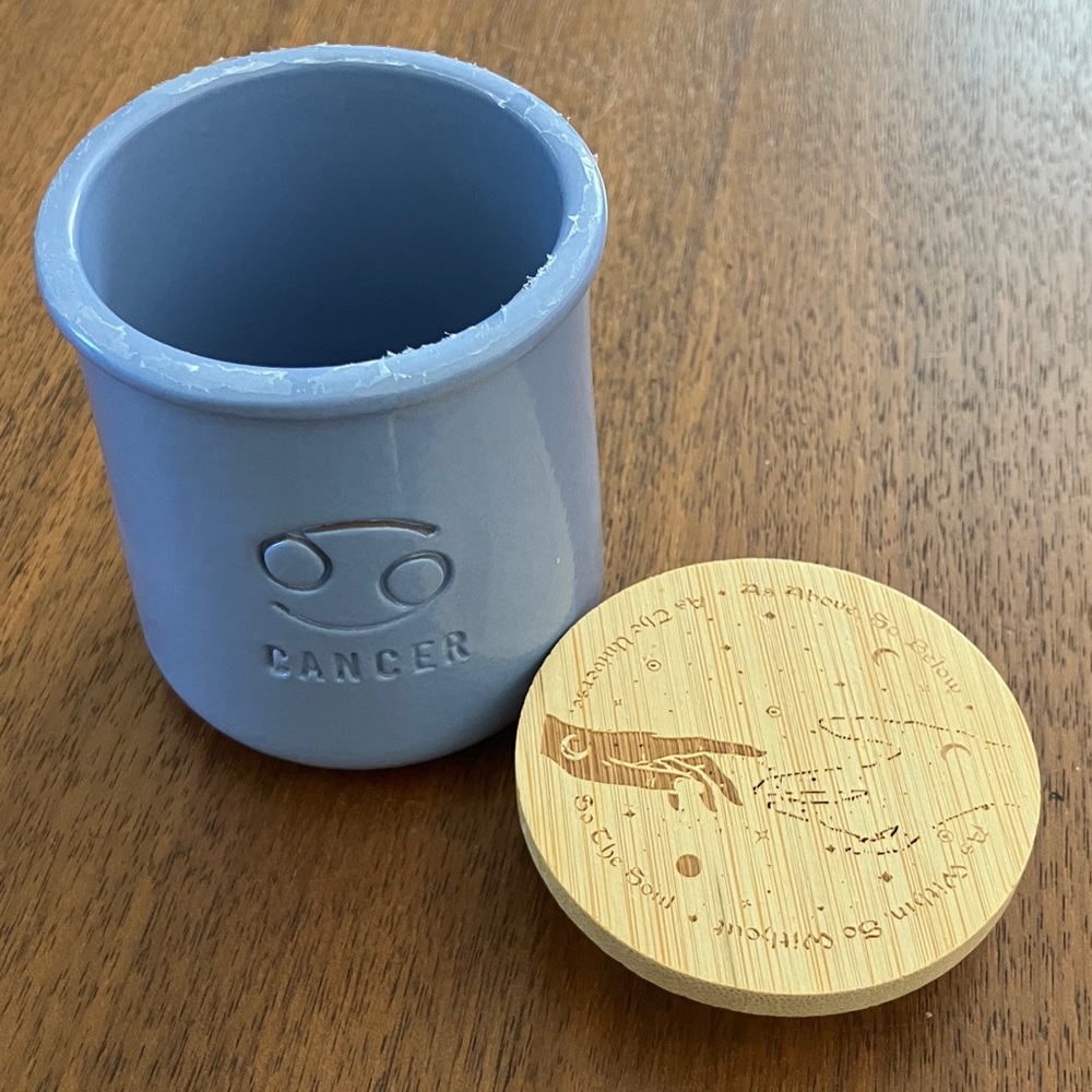 La Fermiere Ceramic zodiac (Cancer) Jar with Bamboo Lid